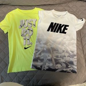 Nike tshirts boys size 6